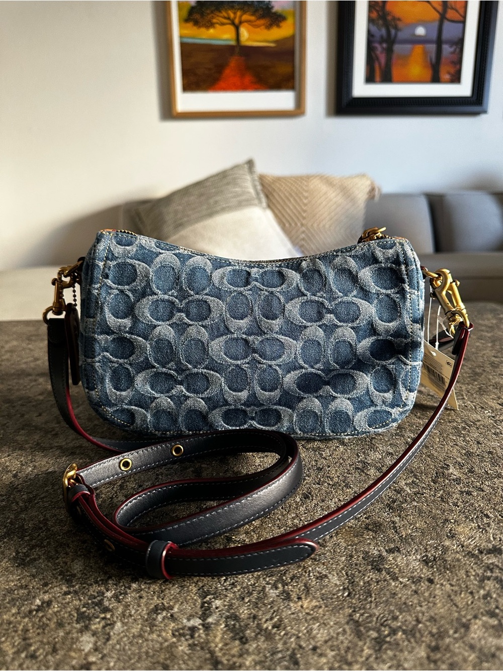 NWT Coach Swinger Shoulder Bag in Signature Denim with Gold Hardware - Picture 4 of 11
